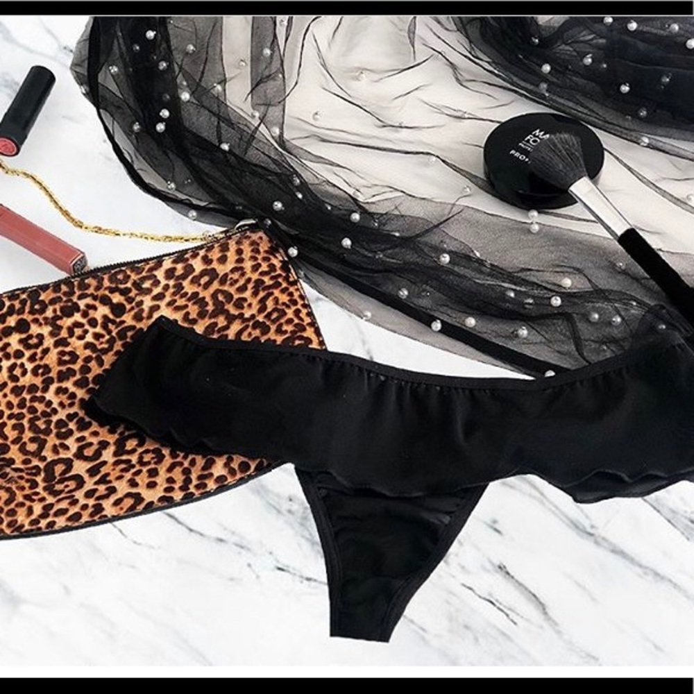 Bundle of (2) NEW panties